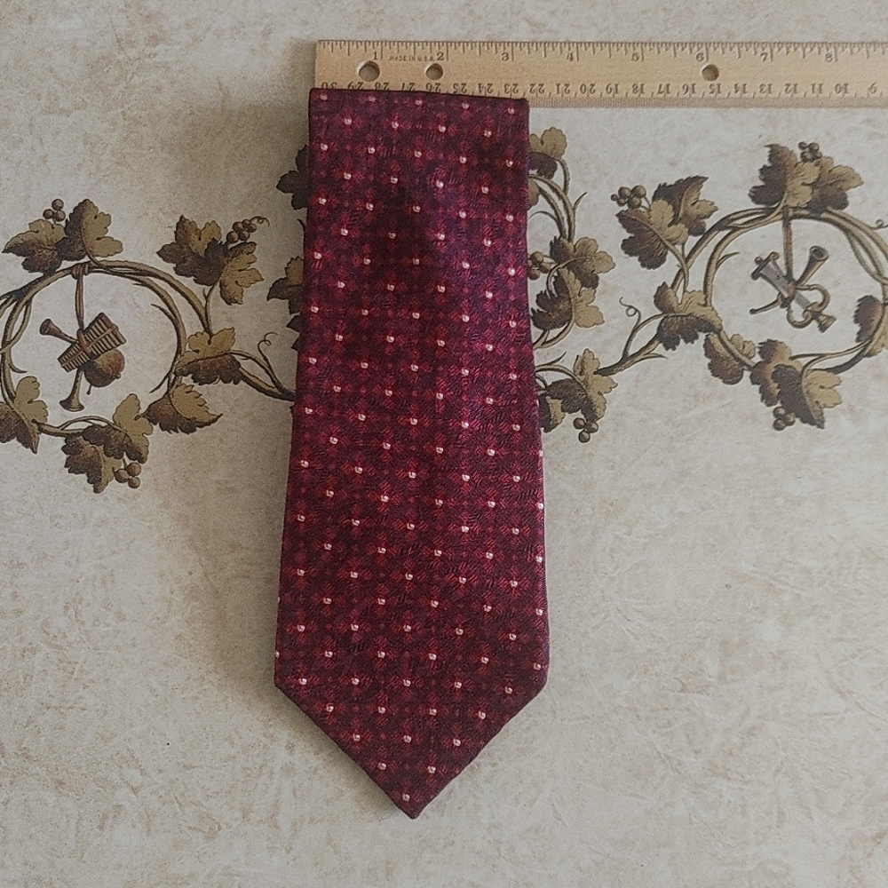Men's silk tie. Red and gold pattern.TKS for Nordstrom.